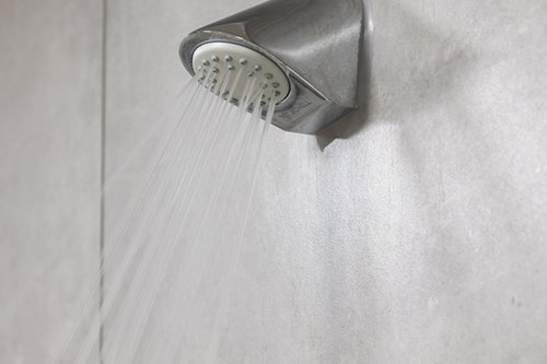 Duschkopf COMFORT Flex von SCHELL mit verstellbarem Neigungswinkel, Softstrahl und Antikalknoppen