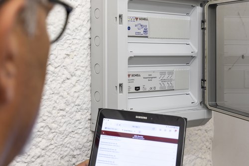Programmierung von SCHELL Wassermanagement-System SWS vor Inbetriebnahme.