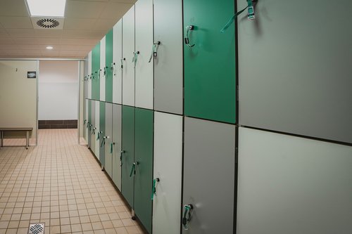Umkleide im Kursbeckenbereich des Freizeitbads Olpe