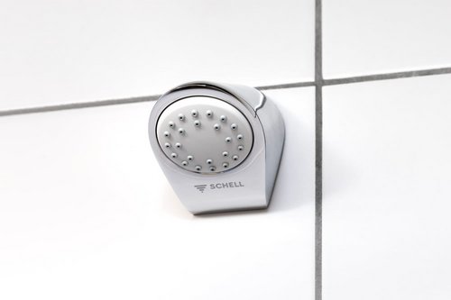 Duschkopf COMFORT Flex im Sanitärgebäude der Erholungsanlage St. Leoner See