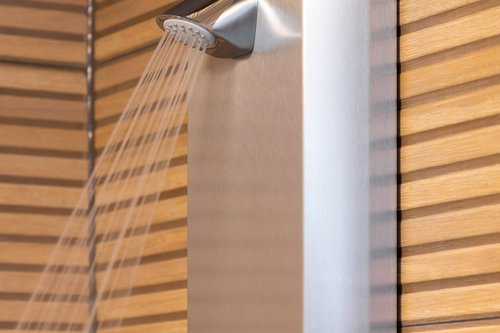 SCHELL Duschkopf COMFORT Flex im Duschbereich der Panorama Sauna Grafschaft-Holzweiler