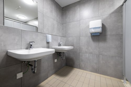 Elektronische, berührungslose Waschtisch-Armaturen XERIS E-T von SCHELL