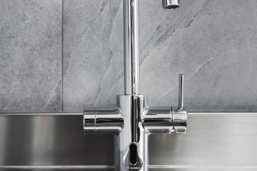 Nahaufnahme_elektronische-Kuechenarmatur-GRANDIS-E_close-up_electronic-kitchen-tap-GRANDIS-E