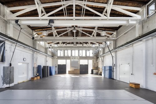 Aktionshalle “halle76” des Spiel- und Aktionsparks Otto-Dullenkopf-Park