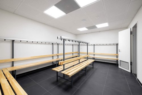 Umkleidebereich im Vereinsgebäude des Sportpark Süd - FV Brühl.