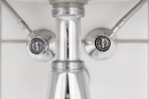 Eckventil-mit-Regulierfunktion-COMFORT-mit-Filter_Angle-valve-with-regulating-function-COMFORT-with-filter_-_1