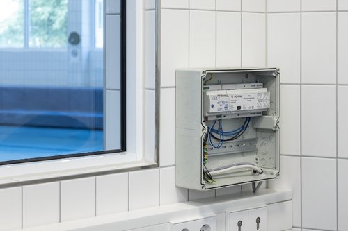 SWS Server mit geöffneter Schutzscheibe in der Landessportschule Ruit. SWS Server mit geöffneter Schutzscheibe in der Landessportschule Ruit.