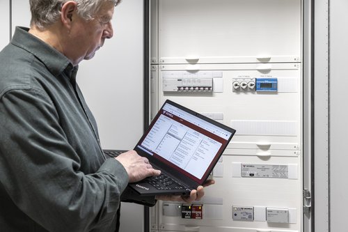 Bedienoberfläche des SCHELL Wassermanagement-Systems SWS auf einem Tablet