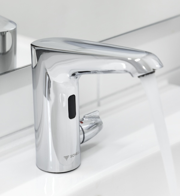 Waschtisch-Armaturen-in-Schulen_Washbasin-taps-for-school