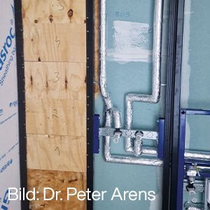 Vorwand_mit_Zirkulation_und_Kaltwasser_in_einem_Bauraum_DRA_300x300