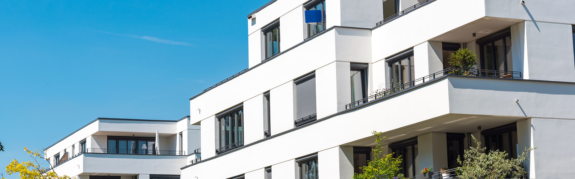 schell_sauberes_wasser_fuer_die_gesundheit_iStock-611212244_elxeneize_1920x600